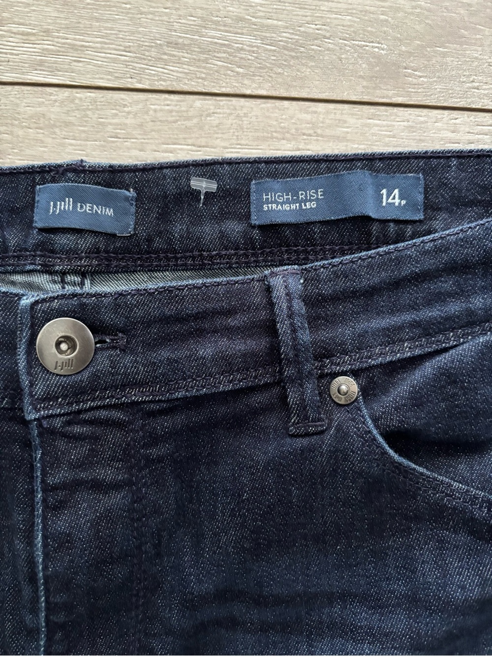 J.Jill Women’s Dark Indigo Wash Straight Leg Jeans size 14 petite - Picture 3 of 5